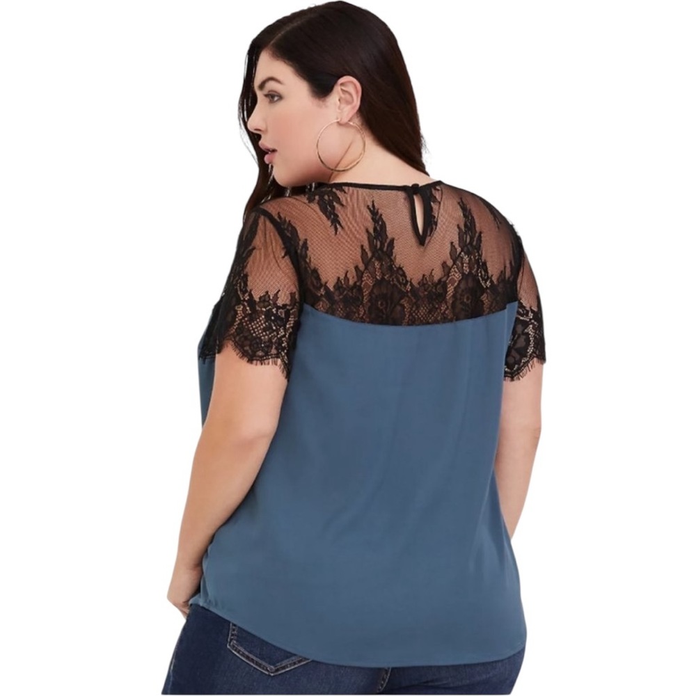 Torrid satin blue top with black lace size 1-1X/14-16 - Picture 7 of 11